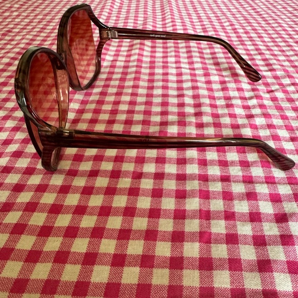 Rock Your Soul Jade Bug Eye Y2K sunglasses - Picture 2 of 6